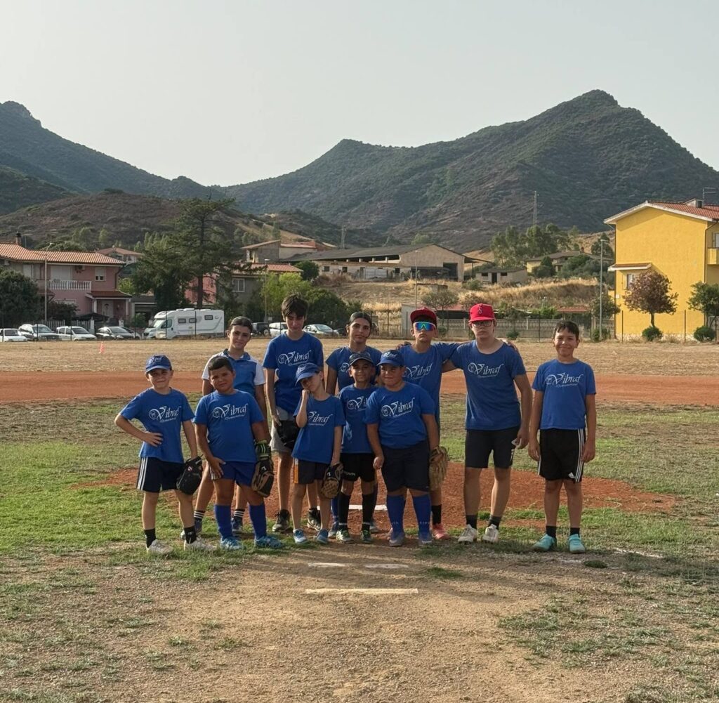 Foto 1 – Genitori contro Figli, la rivincita: 16 a 16 dopo gli extra inning